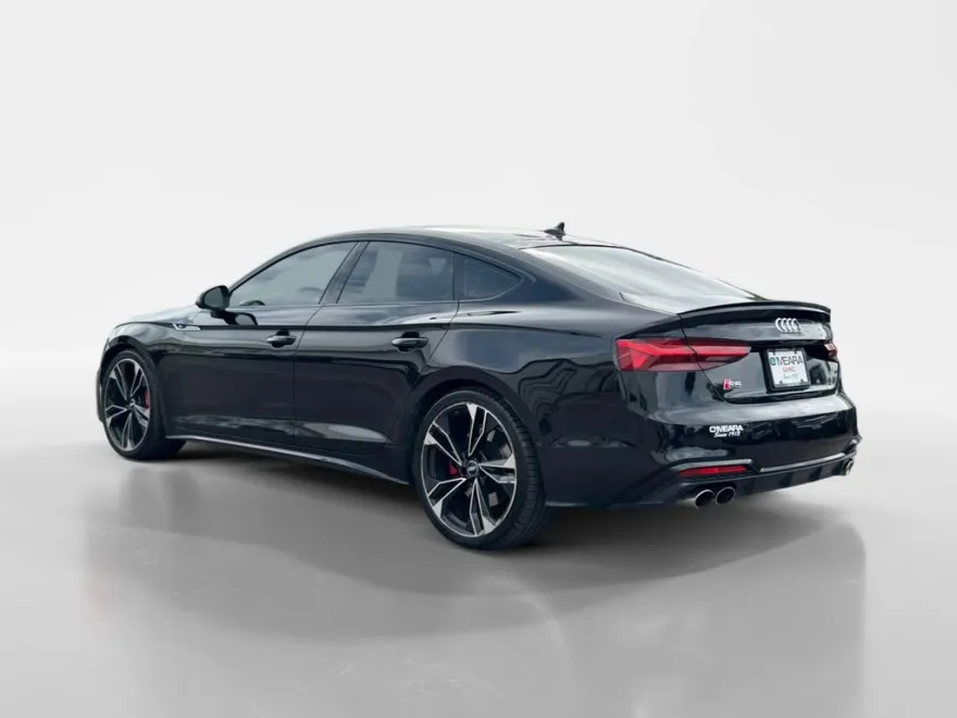 2021 Audi S5 Prestige photo 1