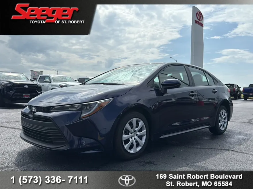 2024 Toyota Corolla LE photo 1