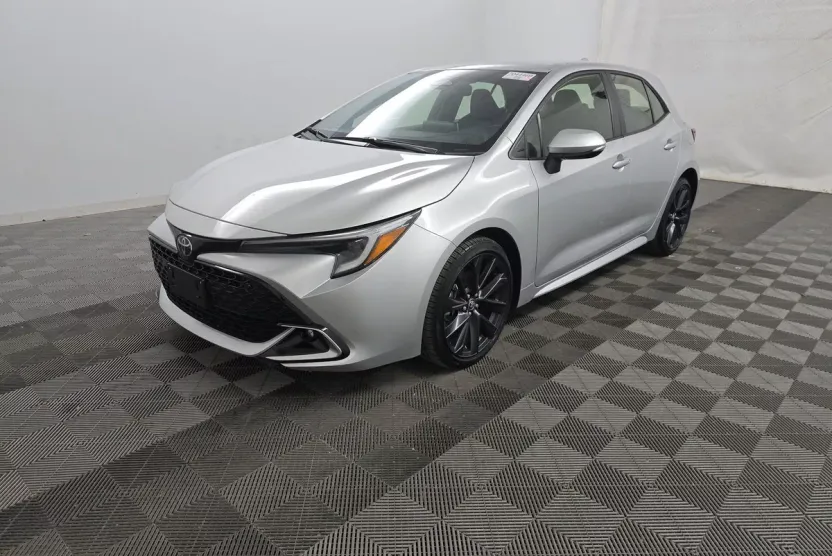 2023 Toyota Corolla XSE photo 1