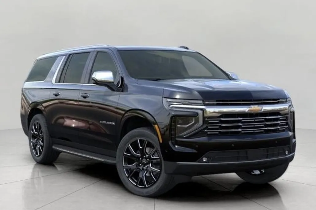 2025 Chevrolet Suburban Premier photo 1
