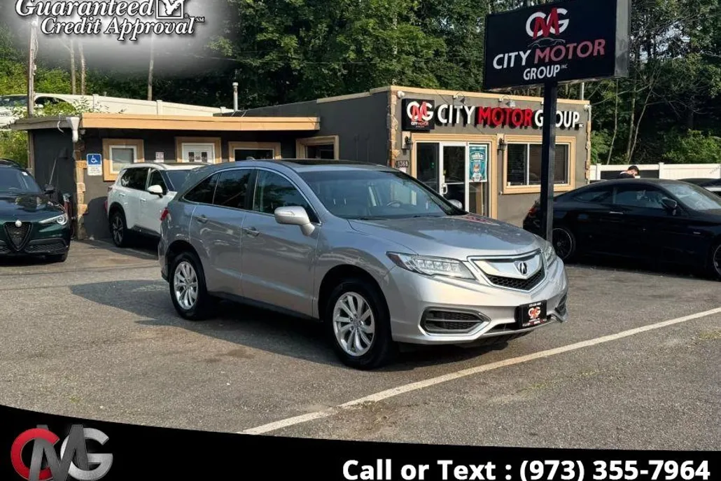 2017 Acura RDX Technology Plus photo 1