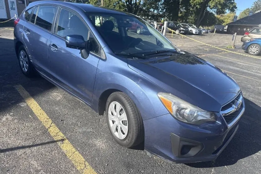 2013 Subaru Impreza 2.0i photo 1