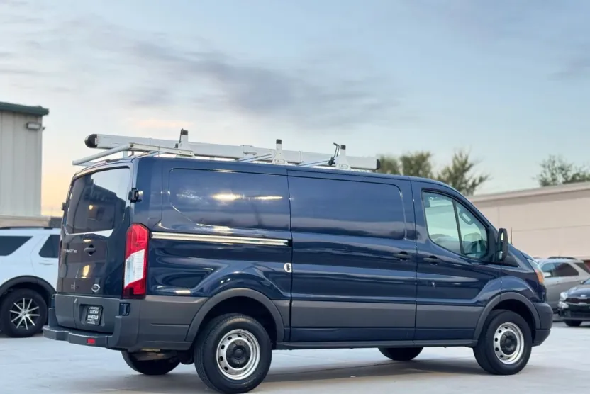 2018 Ford Transit Van photo 1