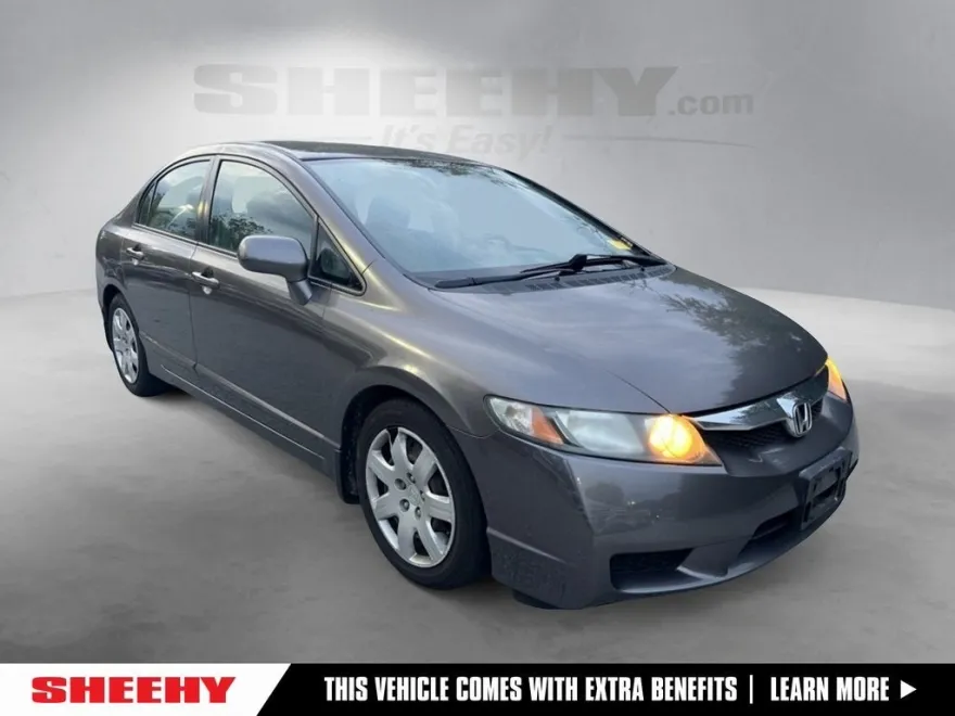 2011 Honda Civic LX photo 1