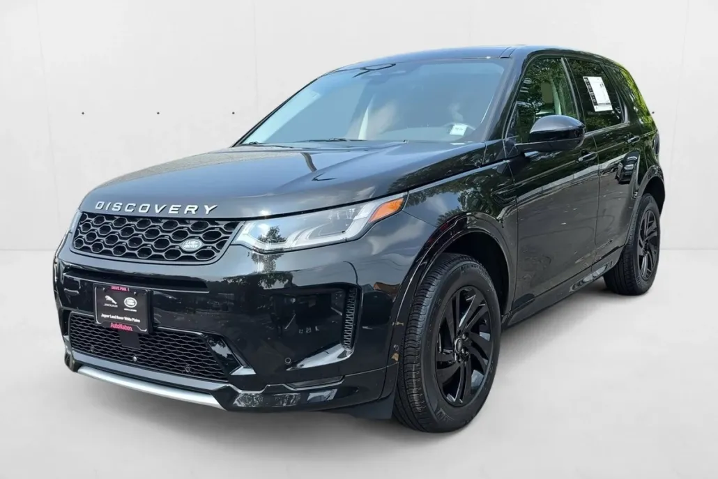 2024 Land Rover Discovery Sport S photo 1
