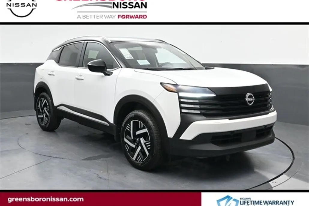2025 Nissan Kicks SV photo 1
