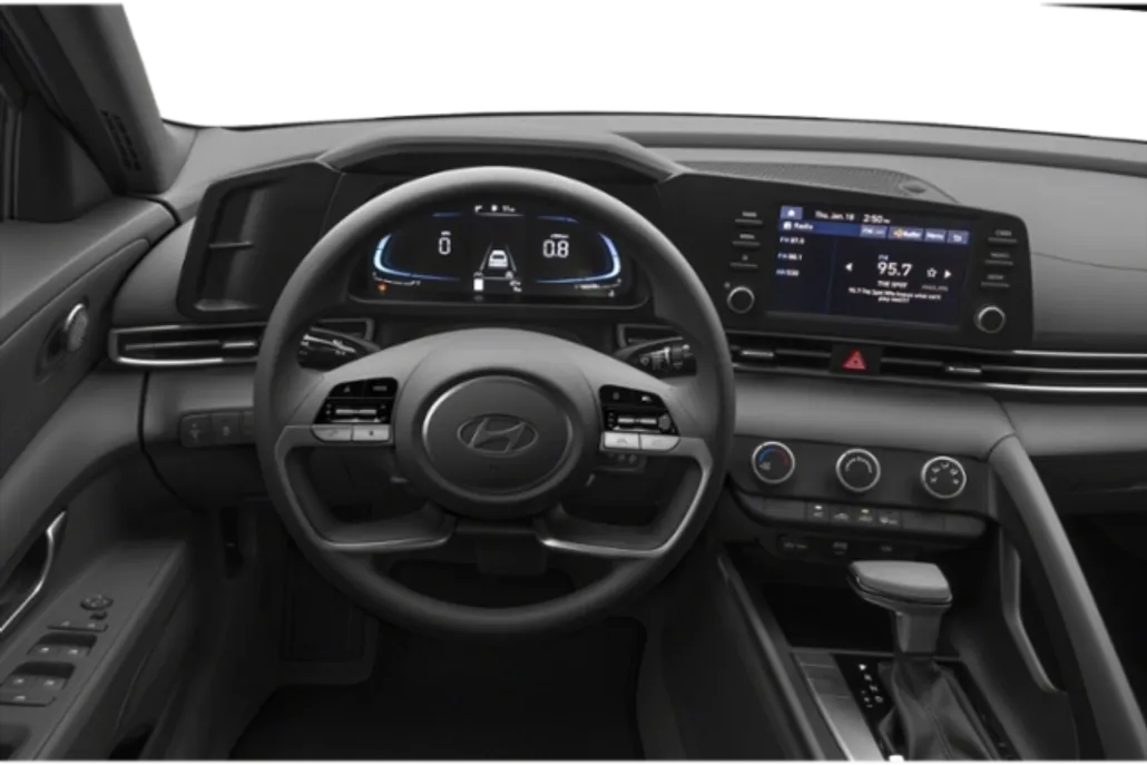 2025 Hyundai Elantra SE photo 4