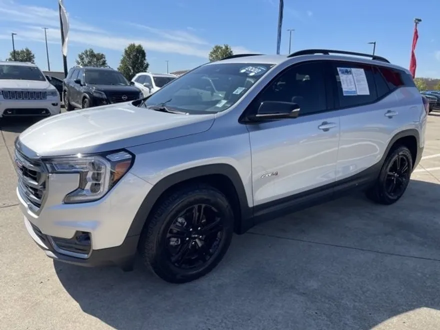 2022 Gmc Terrain AT4 photo 1