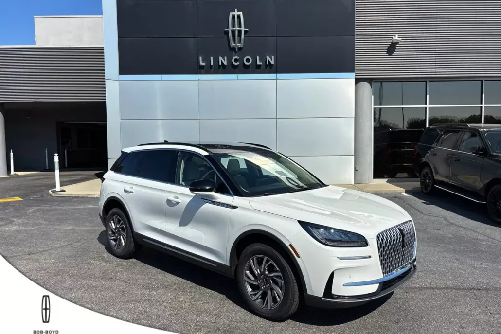 2026 Lincoln Corsair Premiere photo 1