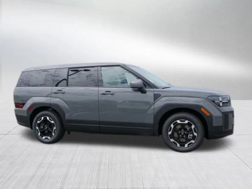 2026 Hyundai Santa Fe SE photo 1