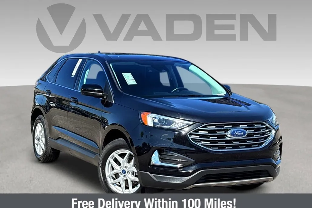 2022 Ford Edge SEL photo 1