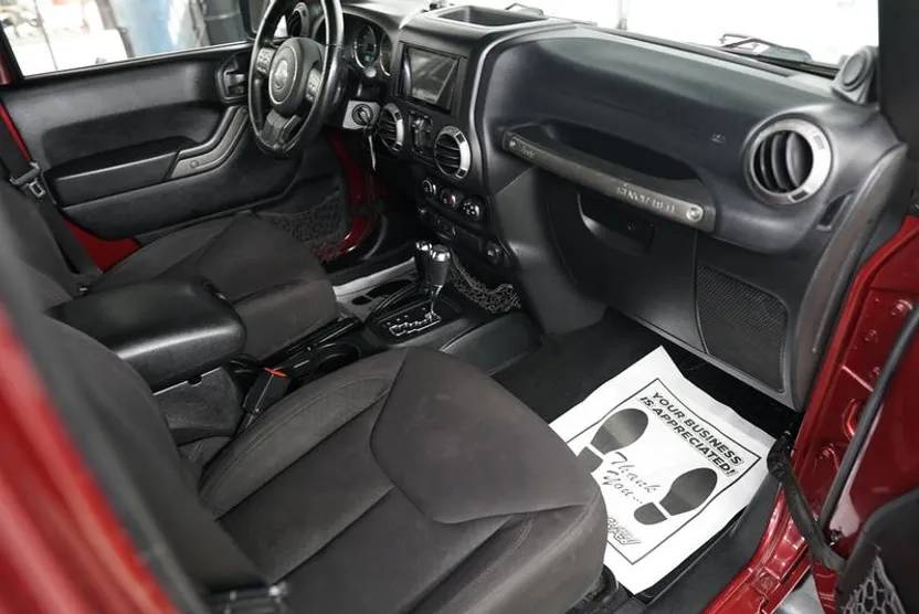 2013 Jeep Wrangler Unlimited Sport photo 1