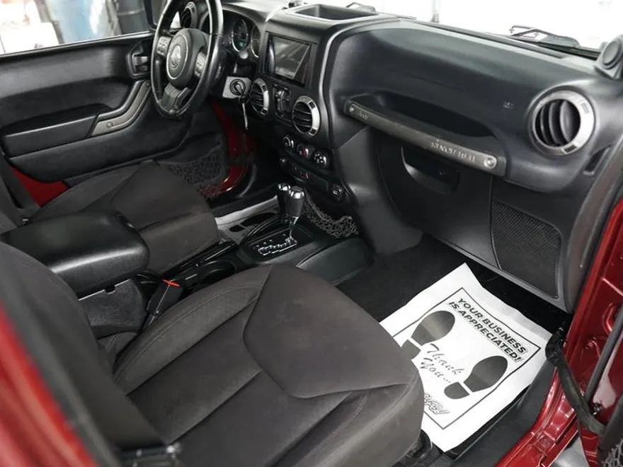 2013 Jeep Wrangler Unlimited Sport photo 1