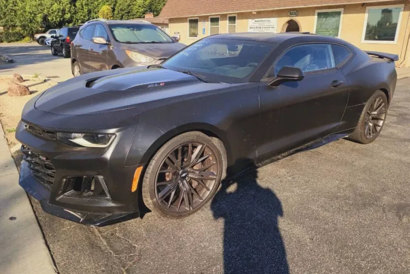 2017 Chevrolet Camaro ZL1 Coupe photo 1