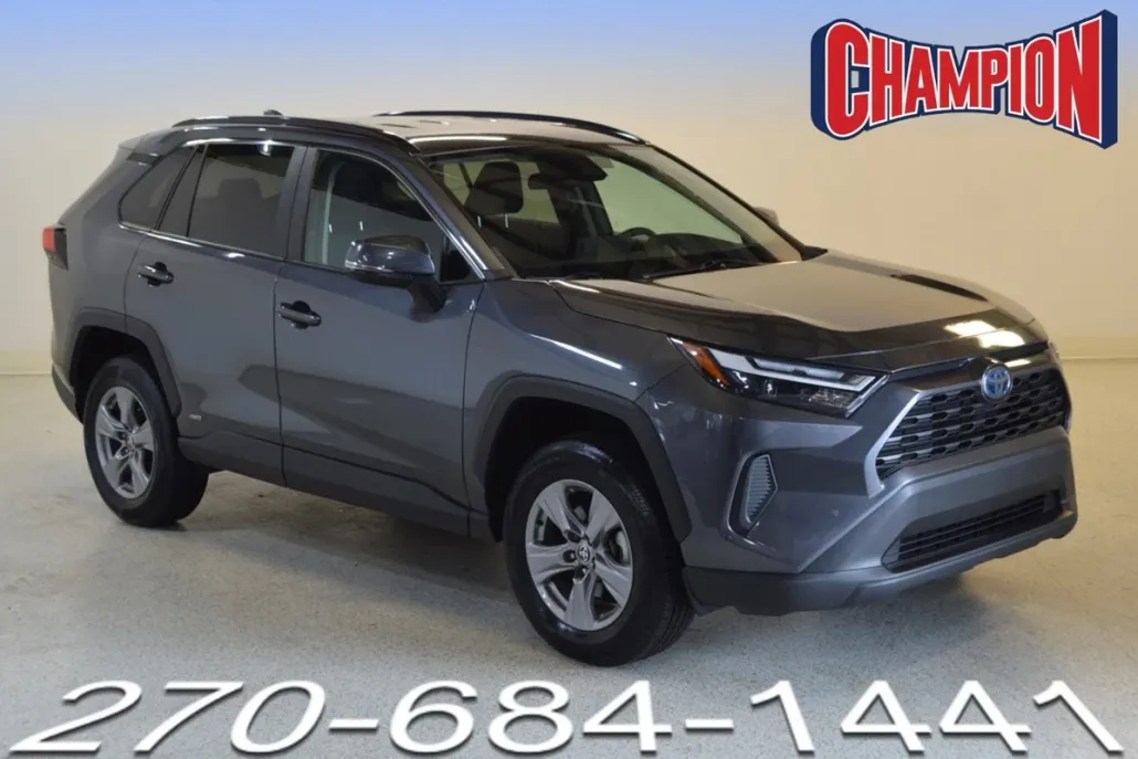 2022 Toyota RAV4 Hybrid XLE photo 1