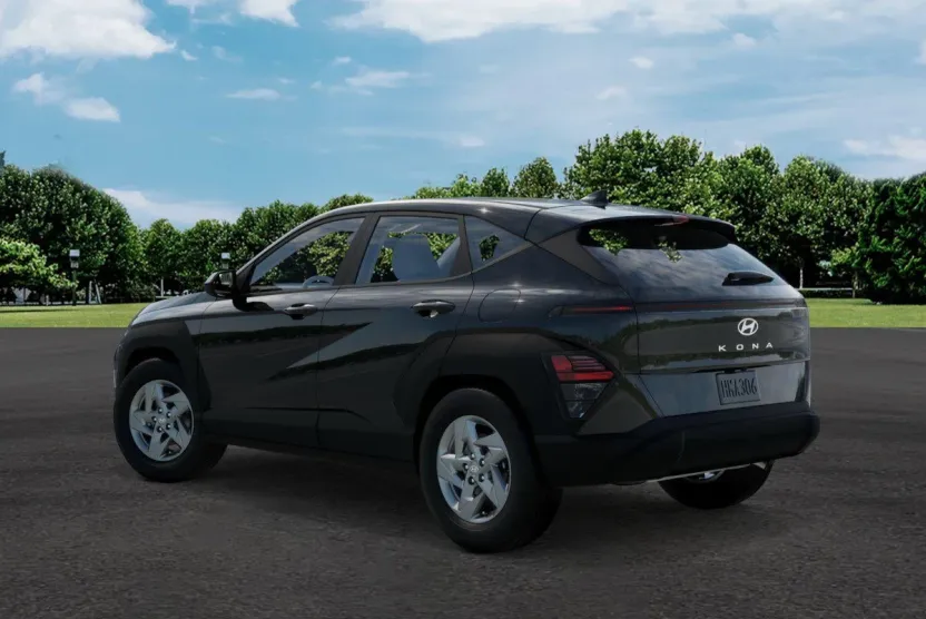 2026 Hyundai Kona SE photo 1