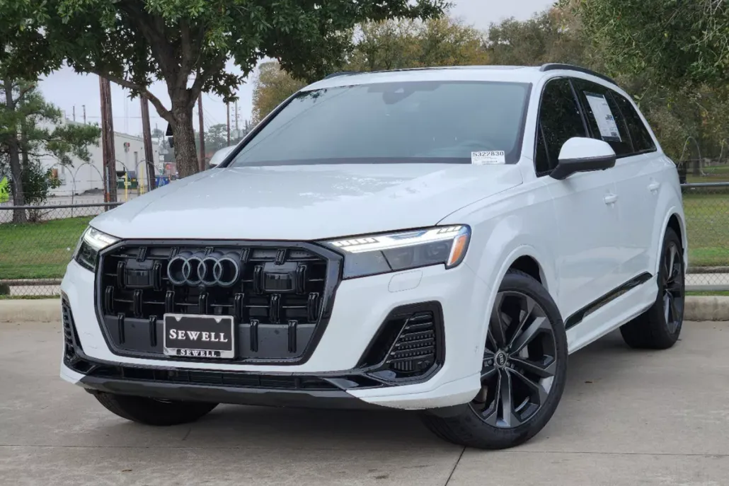 2025 Audi Q7 55 Premium photo 1