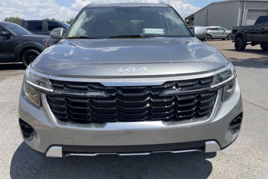 2026 Kia Seltos S photo 1