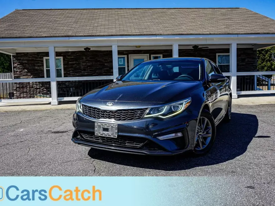 2020 Kia Optima LX photo 1