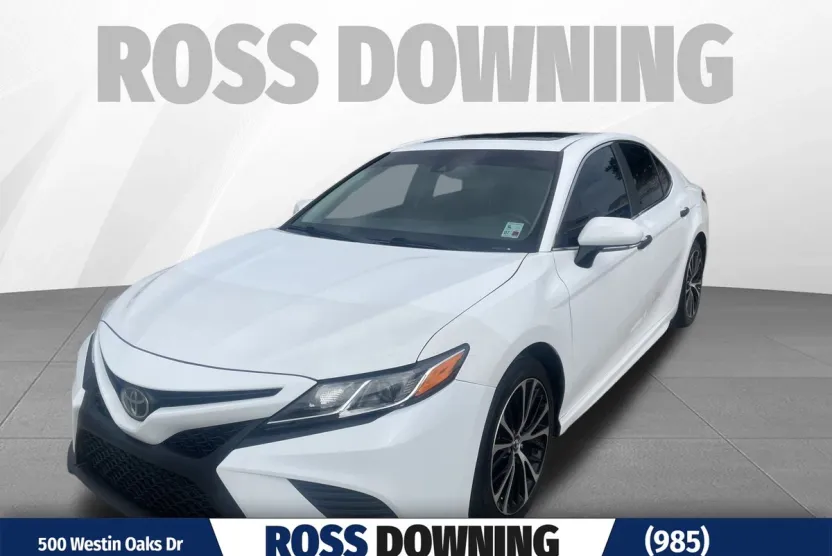 2018 Toyota Camry L photo 1