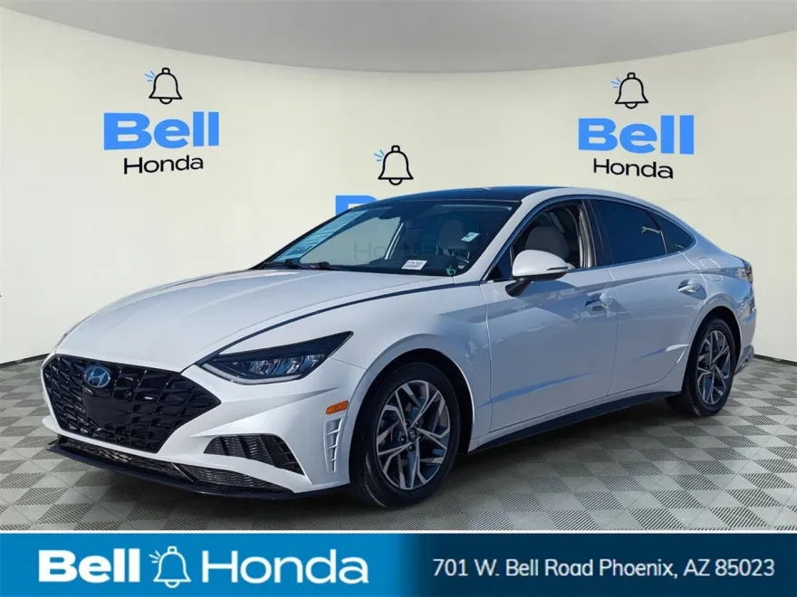 2022 Hyundai Sonata SEL photo 1