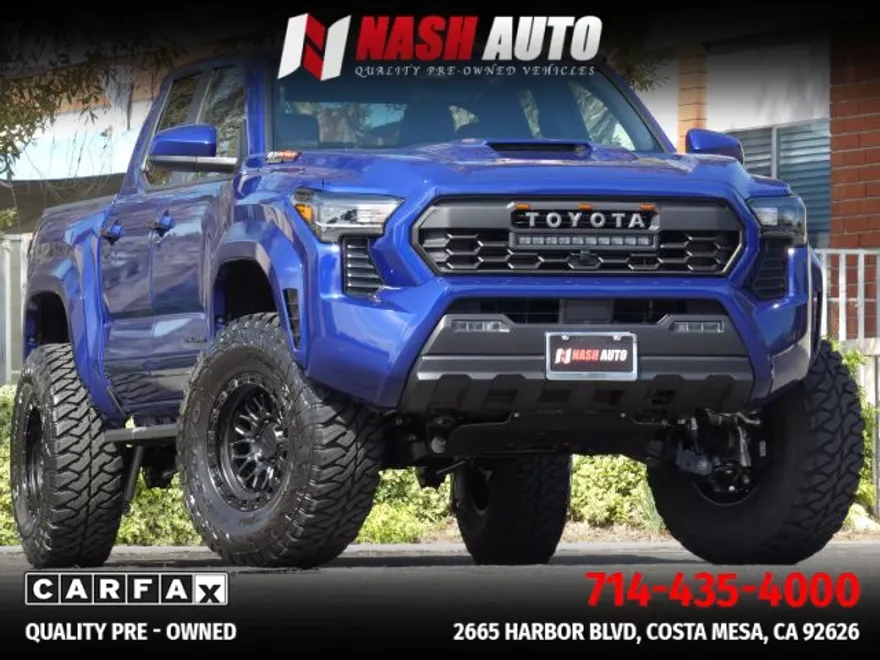 2025 Toyota Tacoma Double Cab TRD Sport photo 1