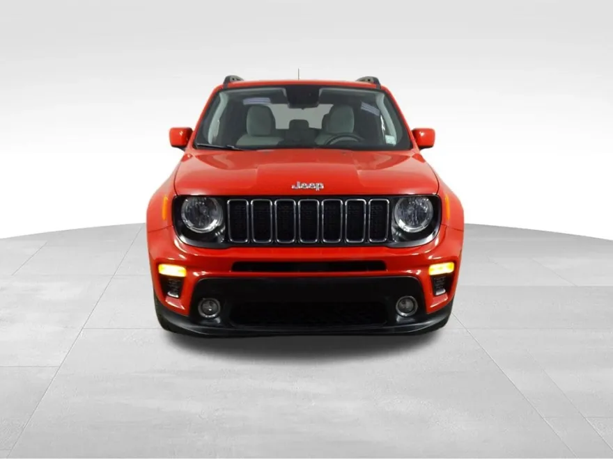 2020 Jeep Renegade Latitude photo 1