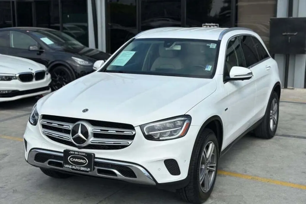 2020 Mercedes Benz GLC 350e 4MATIC photo 1