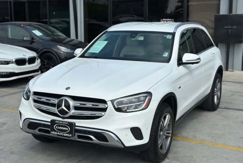 2020 Mercedes Benz GLC 350e 4MATIC photo 1