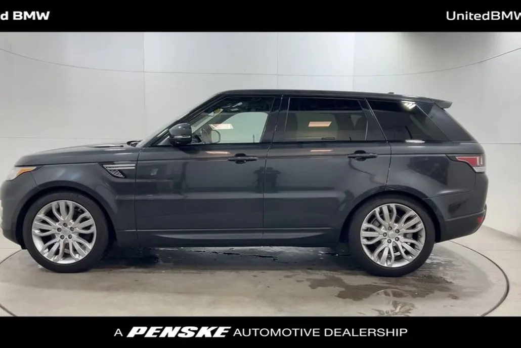 2016 Land Rover Range Rover Sport SuperCharged HSE photo 1