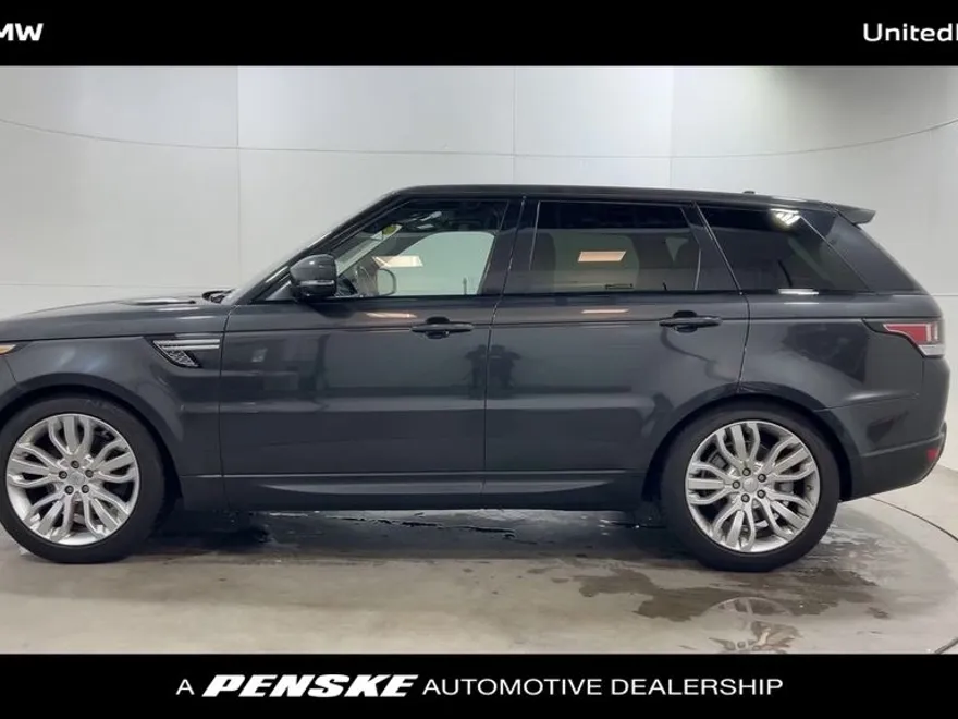 2016 Land Rover Range Rover Sport SuperCharged HSE photo 1