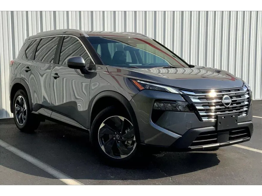 2024 Nissan Rogue SV photo 1