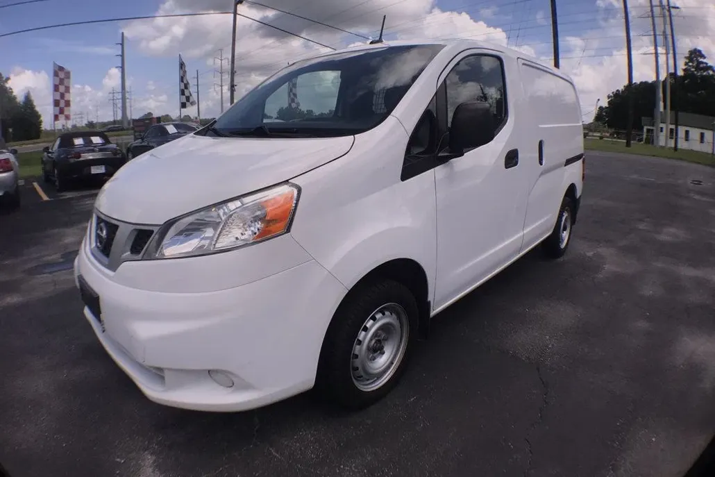 2020 Nissan NV200 photo 1