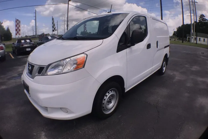 2020 Nissan NV200 photo 1