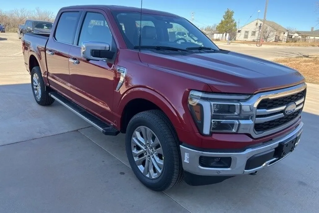 2025 Ford F-150 Lariat photo 1