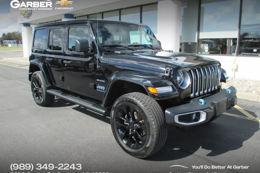 2023 Jeep Wrangler 4xe Sahara photo 1