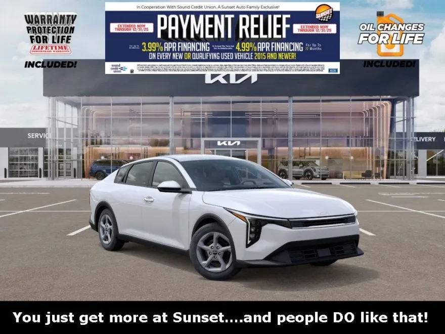 2025 Kia K4 LXS photo 1