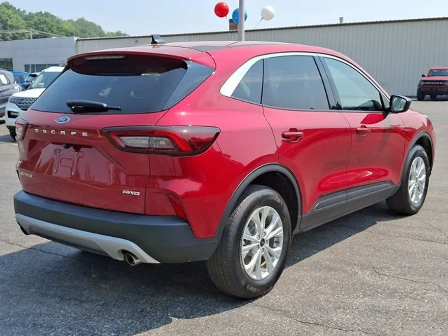 2023 Ford Escape Active photo 1