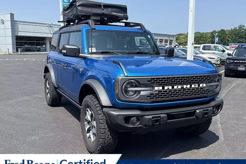 2023 Ford Bronco Badlands photo 1
