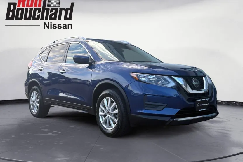 2020 Nissan Rogue SV photo 1
