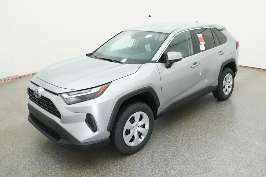 2025 Toyota RAV4 LE photo 1