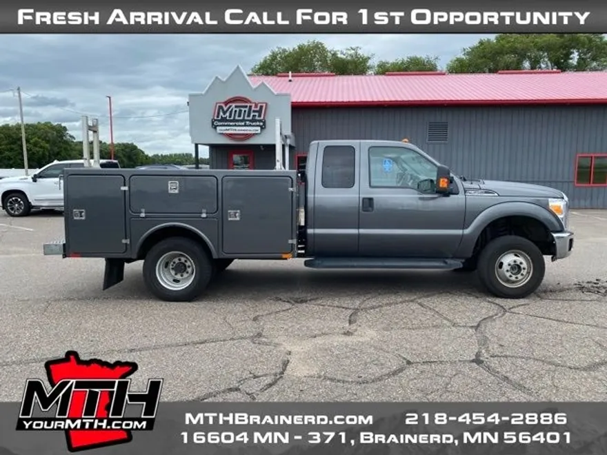 2015 Ford F-350 photo 1