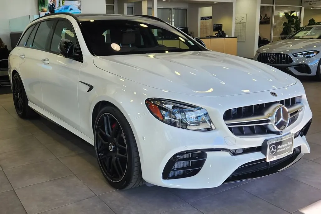 2020 Mercedes Benz E S 4MATIC Wagon photo 1