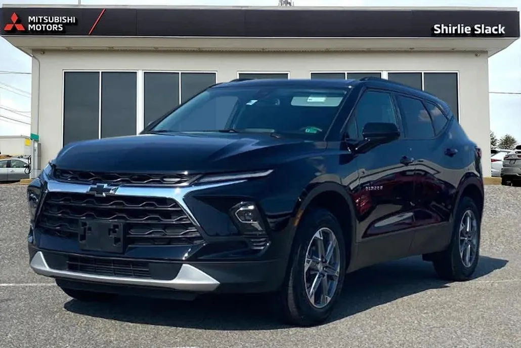 2023 Chevrolet Blazer 2LT photo 1