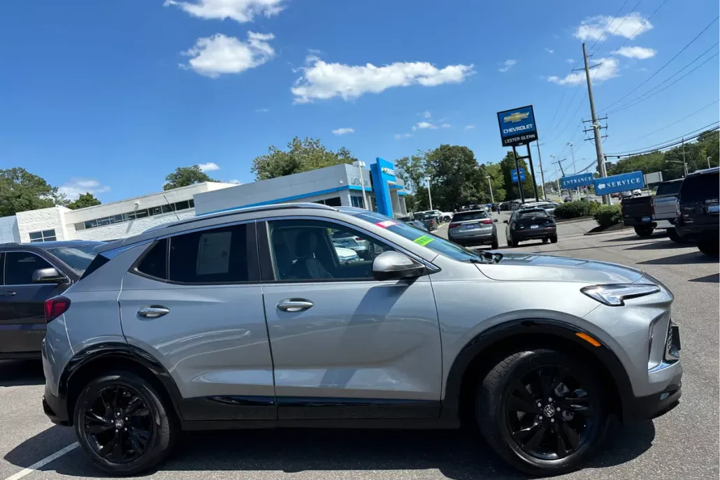 2024 Buick Encore GX Sport Touring photo 1