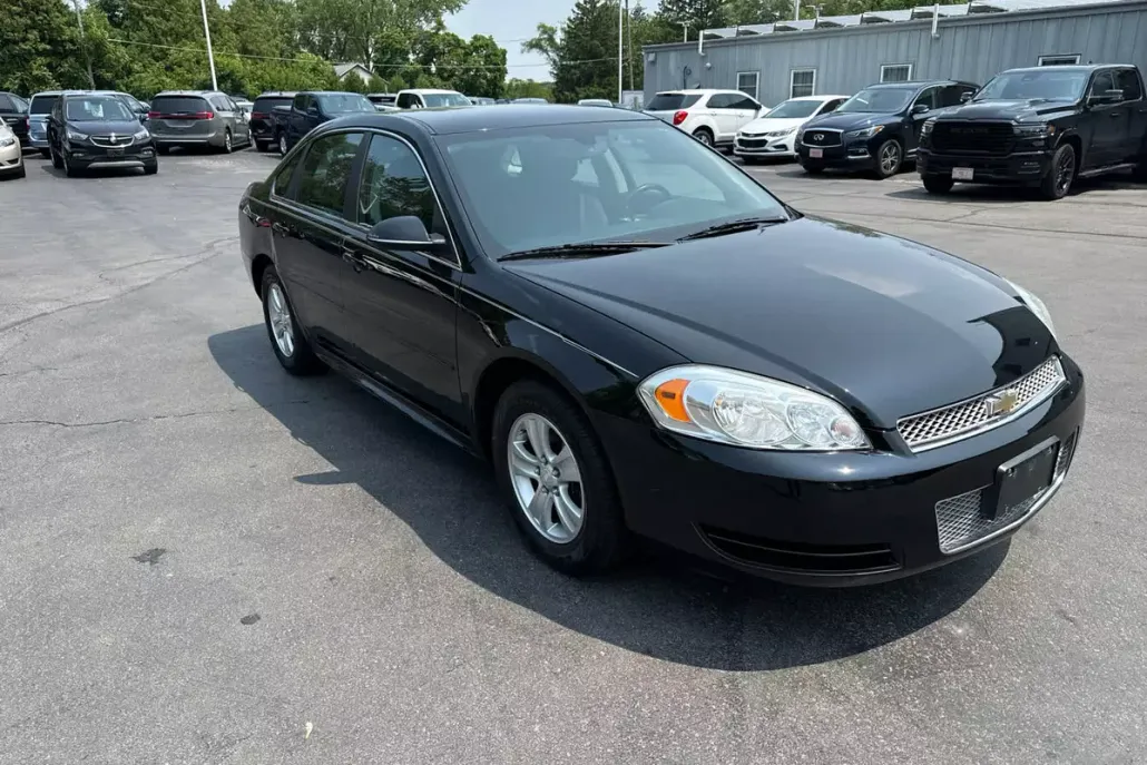 2012 Chevrolet Impala LS photo 1