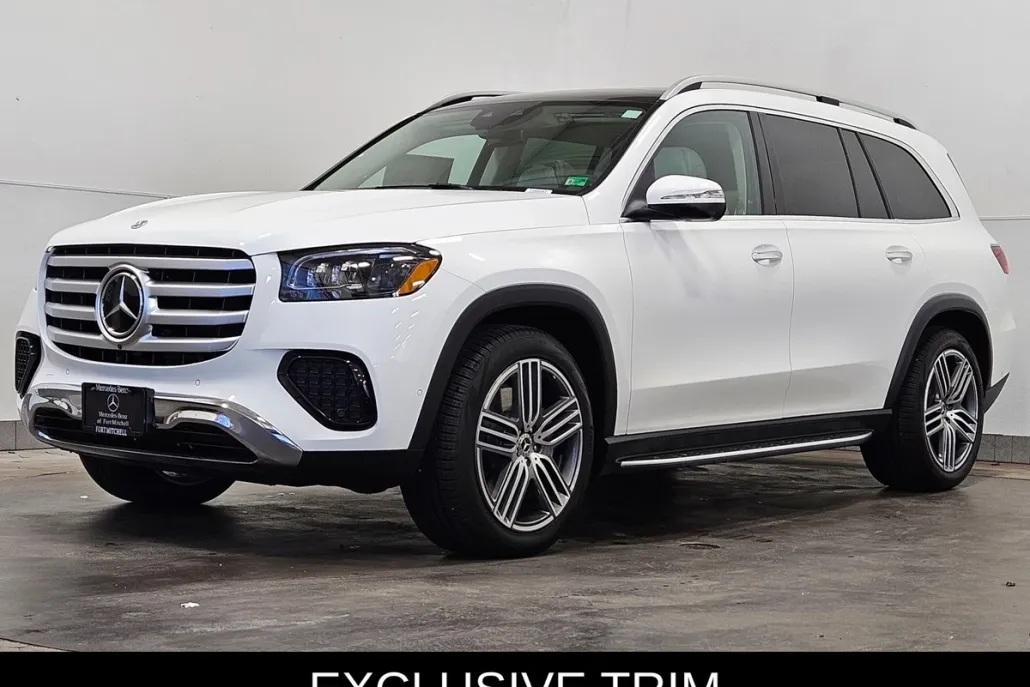 2026 Mercedes Benz GLS 450 4MATIC photo 1
