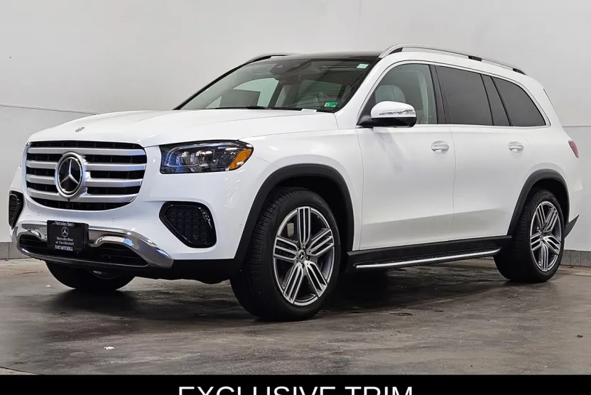 2026 Mercedes Benz GLS 450 4MATIC photo 1