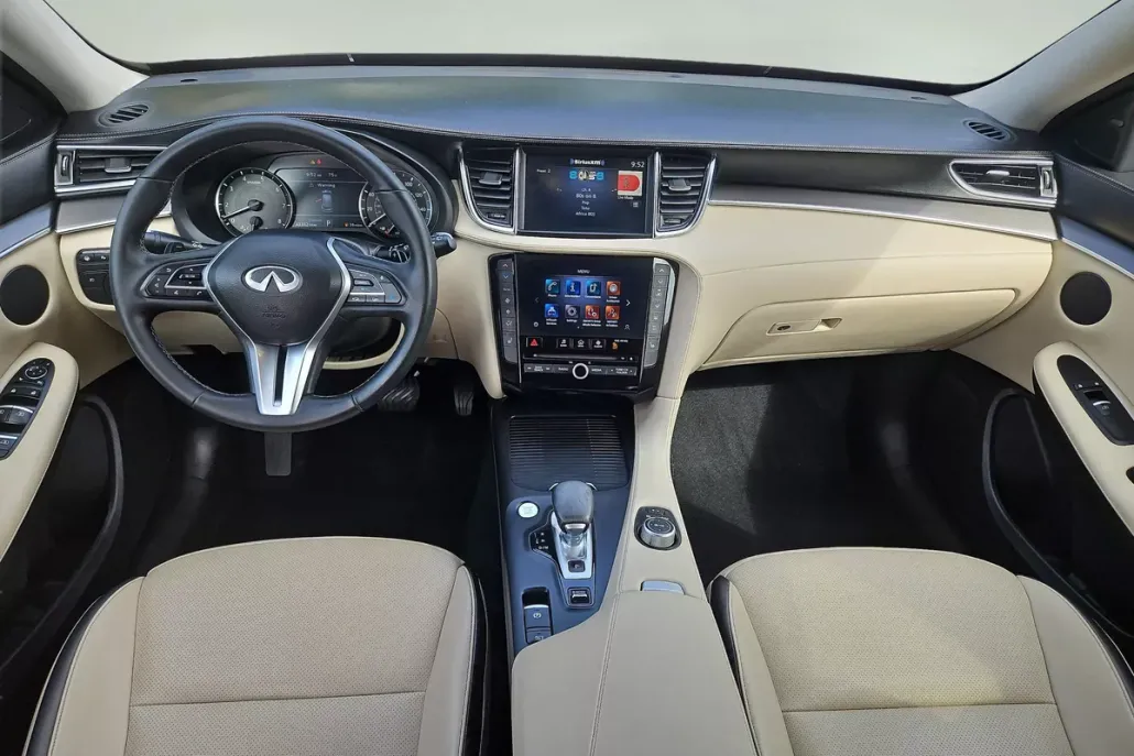 2022 Infiniti QX50 Luxe AWD photo 1