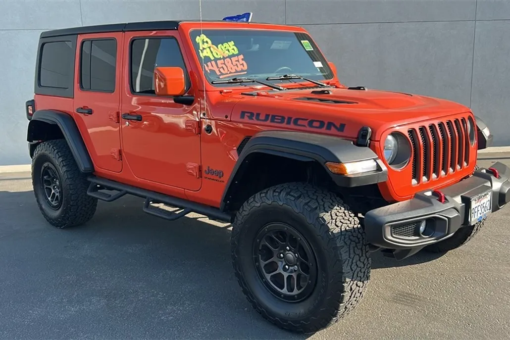 2023 Jeep Wrangler Rubicon photo 1